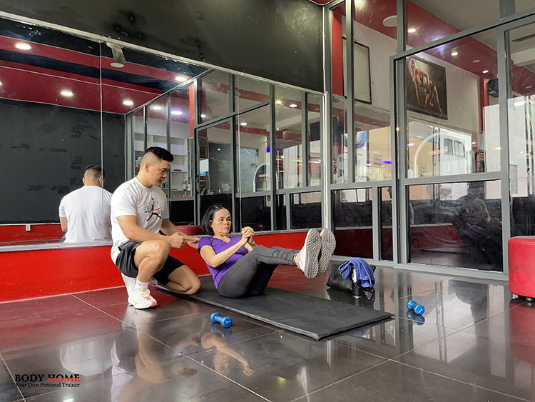 Tập cải thiện và nâng cao sức khỏe cho người lớn tuổi